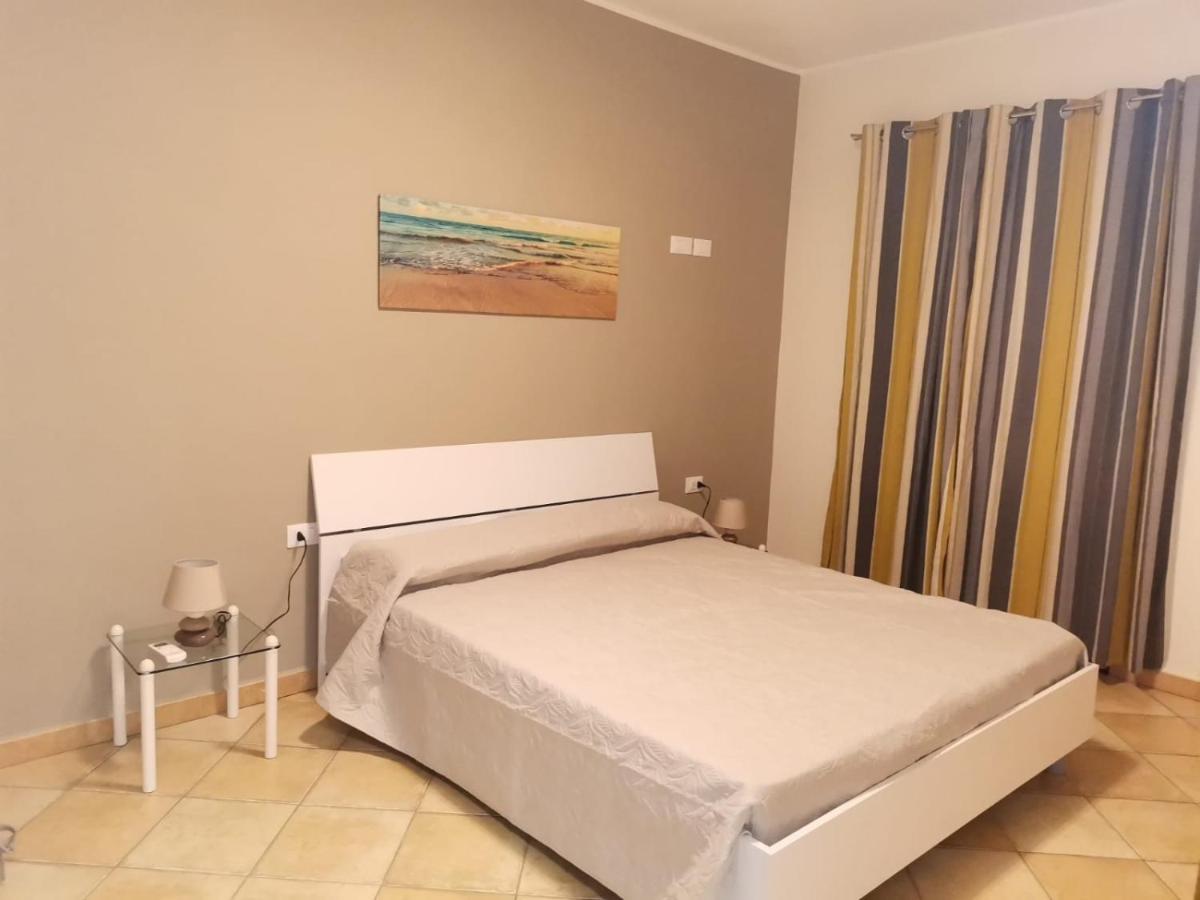Ferienwohnung La Caletta Di Dany Castelsardo Exterior foto