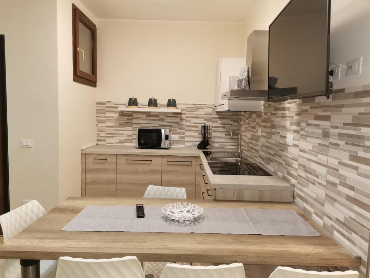 Ferienwohnung La Caletta Di Dany Castelsardo Exterior foto