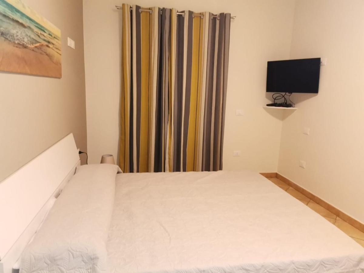 Ferienwohnung La Caletta Di Dany Castelsardo Exterior foto